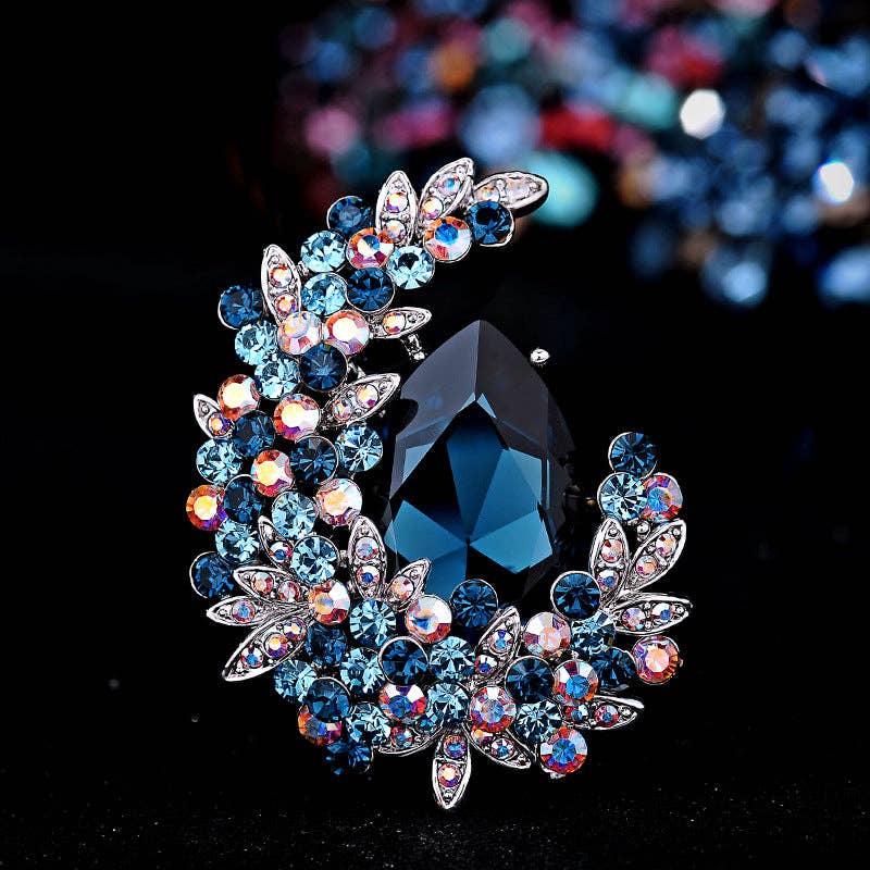Crystal Moon Brooch For Women Stylish All-Season Accessory