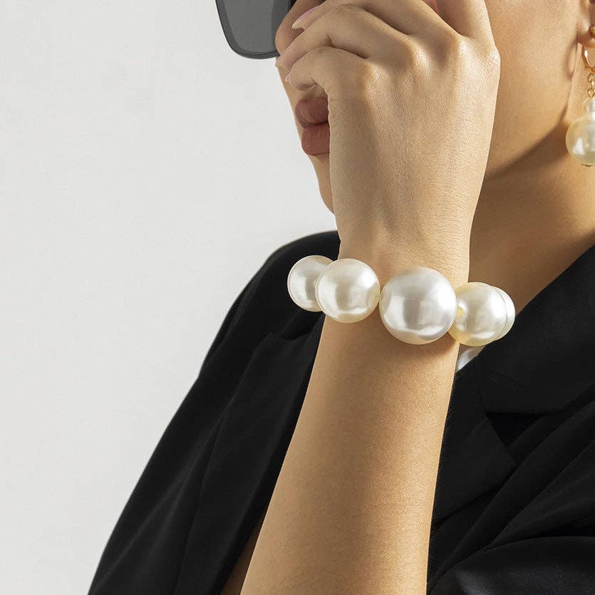 Vintage Style Faux Pearl Beaded Necklace Artisan Design Jewelry